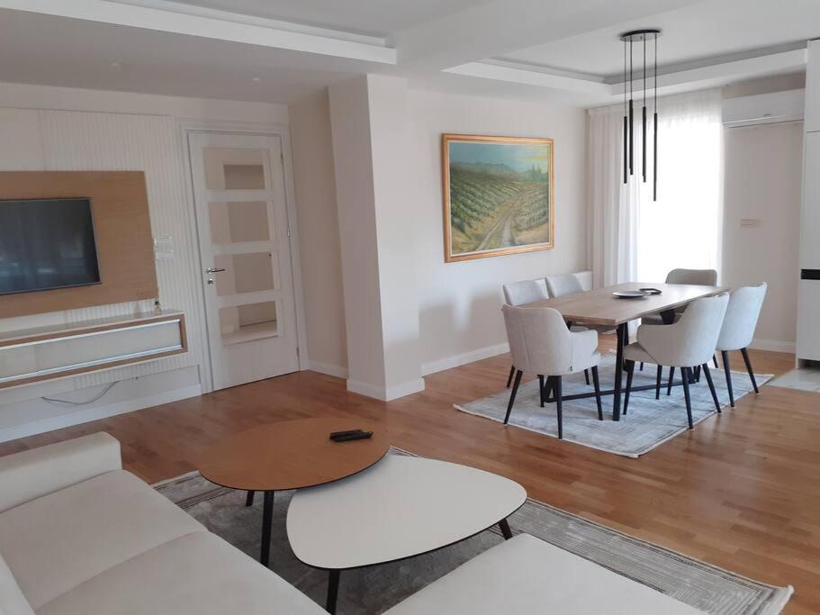 Brand New Lux Apartment Skopje Exteriér fotografie